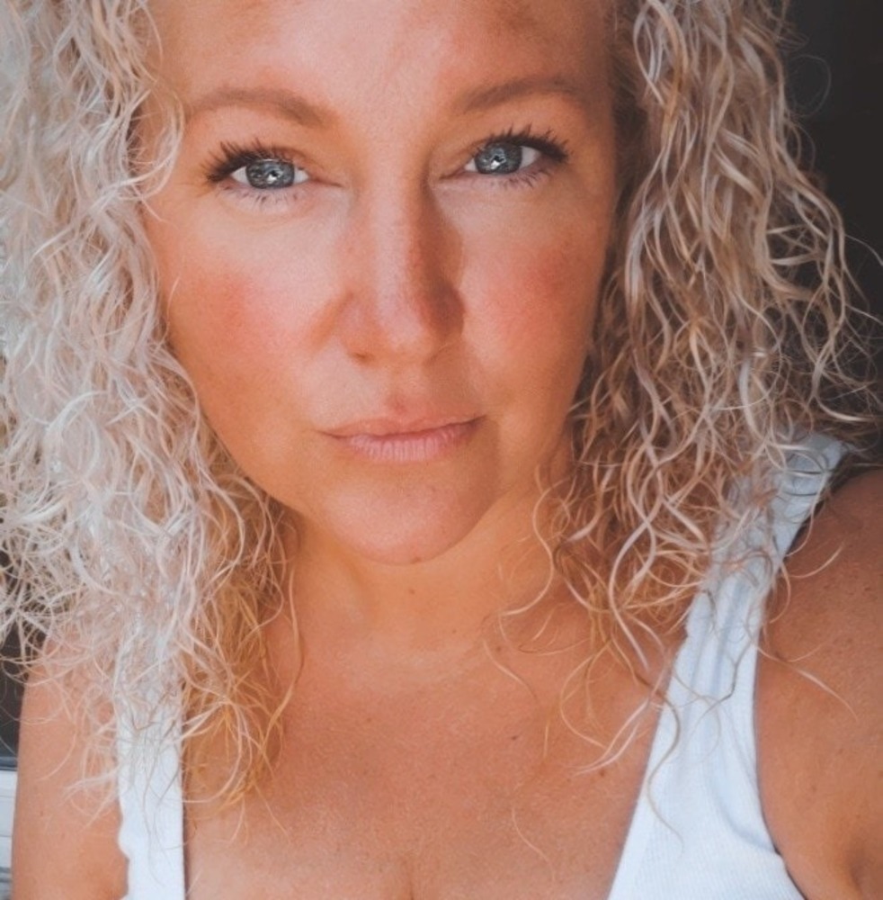 Meet your Posher, Carrie